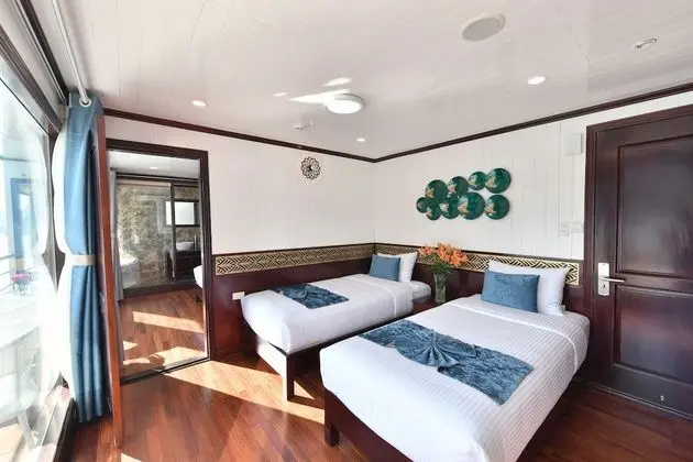 Halong Sapphire Cruise - Oda