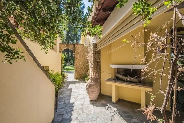 halu! Luxurious Sani Villa w Pool - Dış Mekan