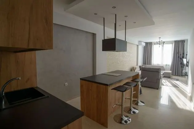 halu! Modern City Center Apartment - Mutfak