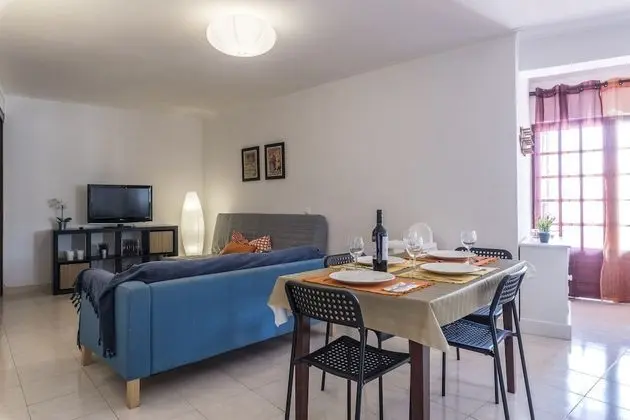 Hamals Beach Flat 50m From the Beach - Yerinde Yemek