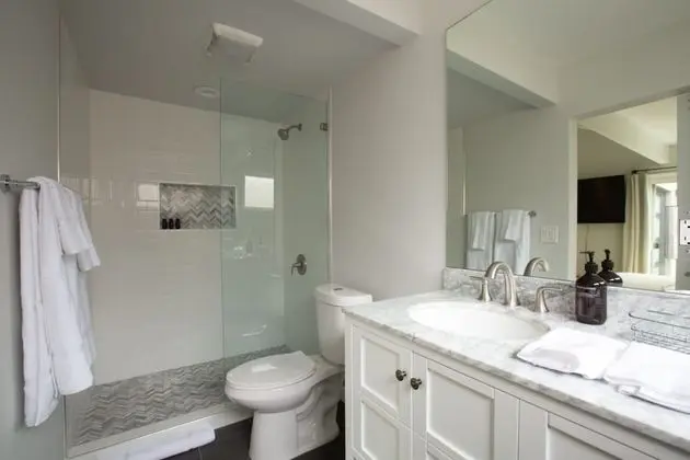 Hamilton I & II by Avantstay Modern 6 BDR w/ Spa & Rooftop Patio - İç Mekan