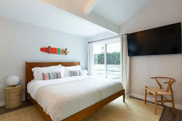Hamilton I & II by Avantstay Modern 6 BDR w/ Spa & Rooftop Patio - İç Mekan