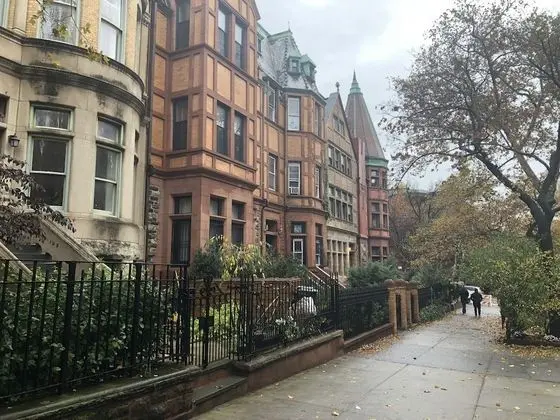 Hamilton Suites