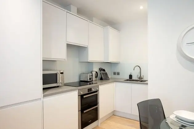 Hampden Apartments - The George - Mutfak