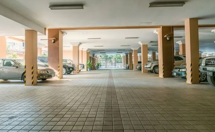 Hampton Hotel & Apartment - Lobi