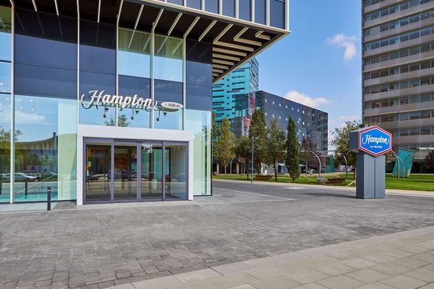 Hampton by Hilton Barcelona Fira Gran ViaFotoğrafı