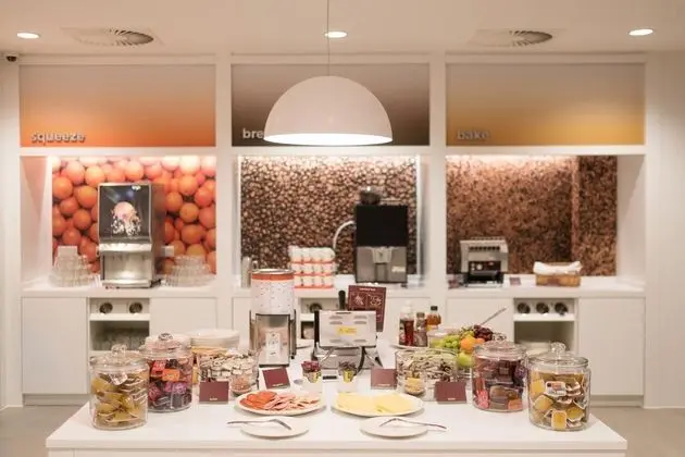 Hampton by Hilton Aberdeen airport - Yeme / İçme
