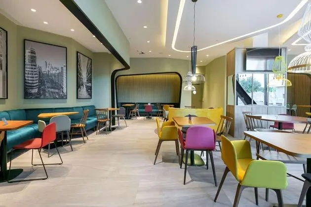 HAMPTON BY HILTON ALCOBENDAS - Lobi