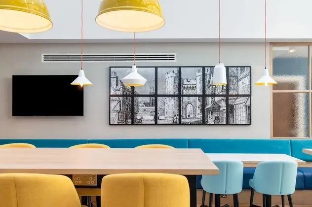 Hampton by Hilton Canterbury - Yerinde Yemek