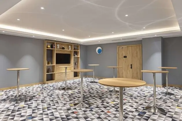 Hampton By Hilton Çerkezköy - İş / Konferans