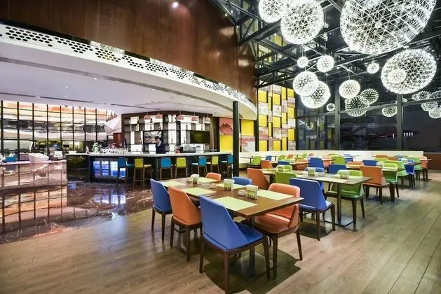 Hampton by Hilton Changsha Liuyang - Yerinde Yemek