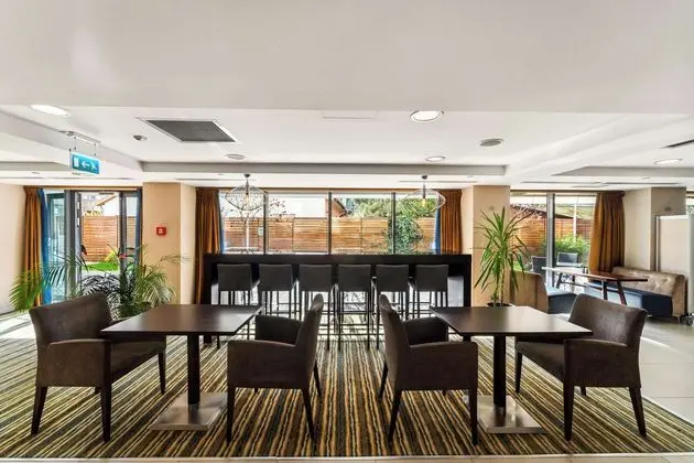 Hampton by Hilton Cluj-Napoca - Lobi