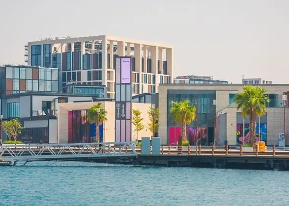 Hampton by Hilton Dubai Al Seef - Genel
