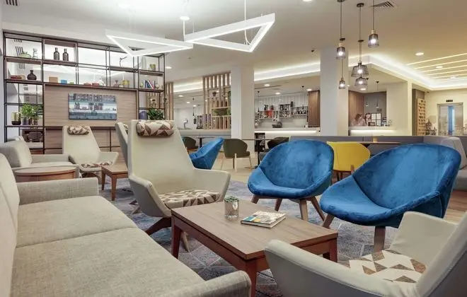 Hampton By Hilton Edinburgh Airport - Lobi