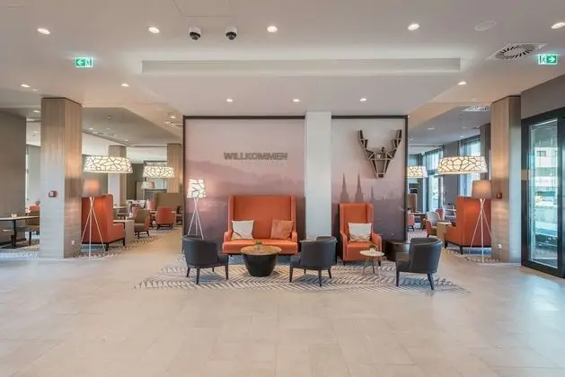 Hampton by Hilton Freiburg - Lobi
