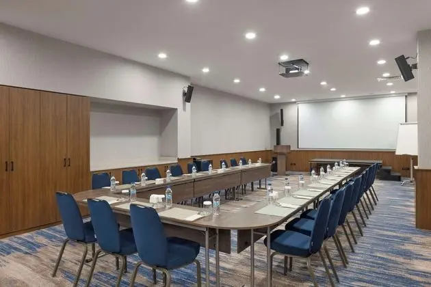 Hampton by Hilton İstanbul Airport, Arnavutköy - Toplantı Odası