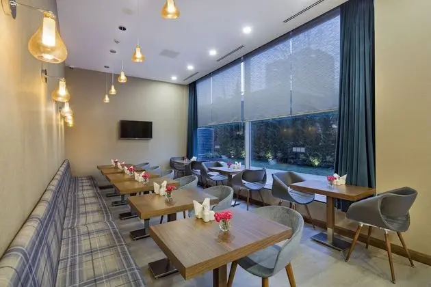 Hampton by Hilton Istanbul Atakoy - Yerinde Yemek