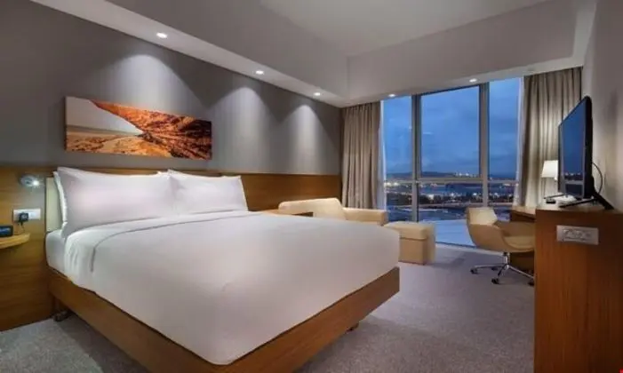 Hampton By Hilton Kocaeli Symbol - Genel