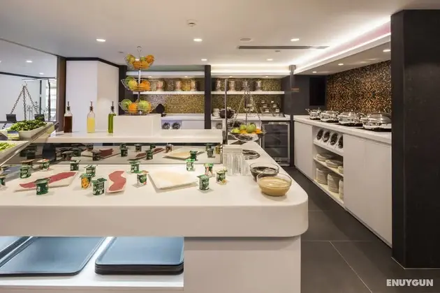 Hampton by Hilton Kurtköy - Yeme / İçme