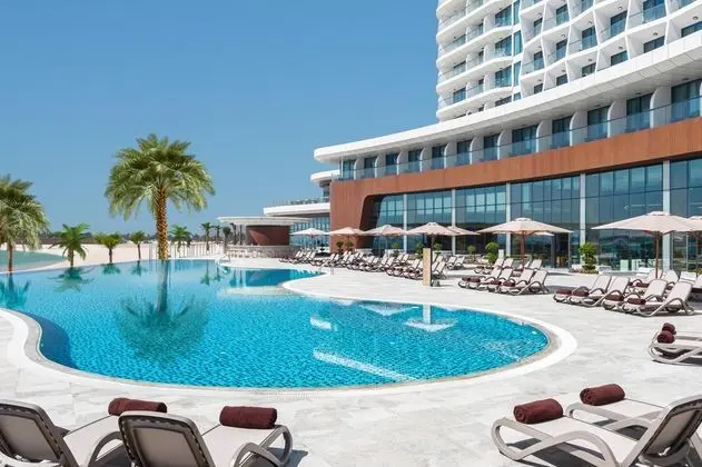 Hampton by Hilton Marjan Island - Havuz