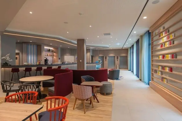 Hampton by Hilton Munich City North - Yerinde Yemek