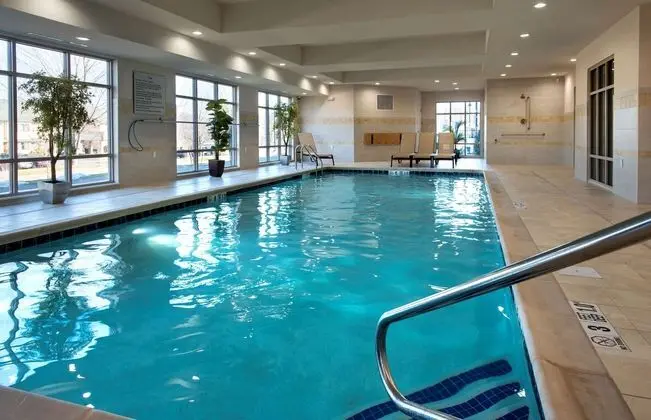 Hampton by Hilton New Paltz, NY - Havuz