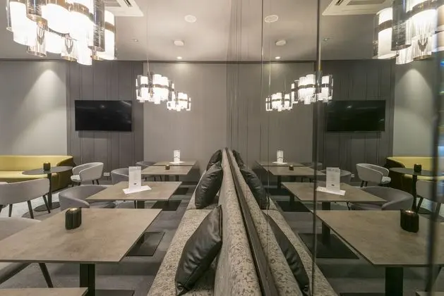 Hampton by Hilton Poznan Old Town - Lobi