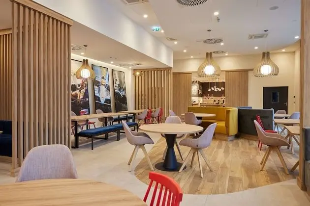 Hampton by Hilton Poznań Swarzędz - Lobi