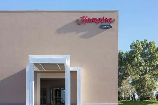 Hampton By Hilton Rome East - 1
