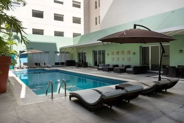 Hampton by Hilton Veracruz Boca Del Rio - Havuz
