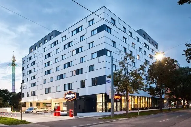 Hampton by Hilton Vienna Messe - Dış Mekan
