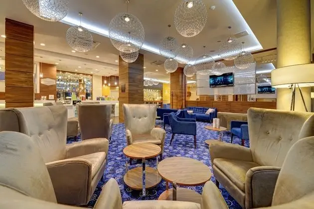 Hampton by Hilton Volgograd Profsoyuznaya - Lobi