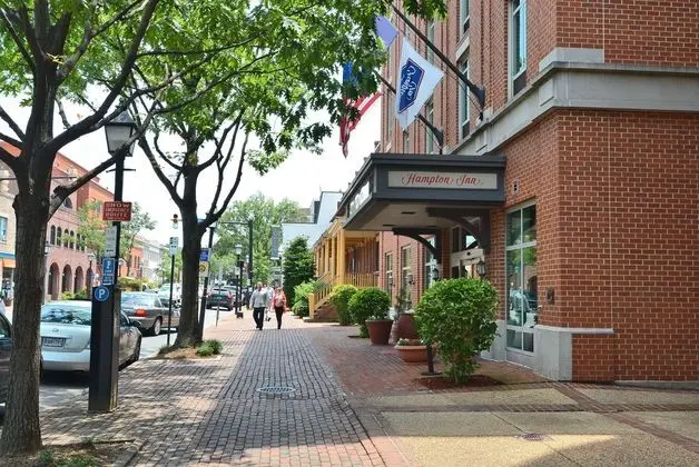 Hampton Inn Alexandria-Old Town/King St. Metro - Öne Çıkan Resim