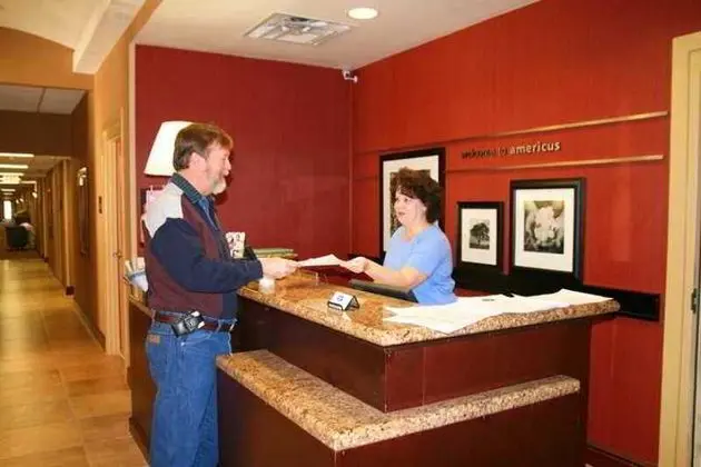 Hampton Inn Americus