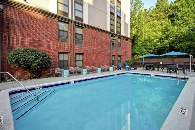 Hampton Inn Atlanta-Mall Of Georgia - Havuz