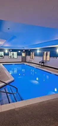 Hampton Inn Bath (Brunswick Area), ME - Havuz