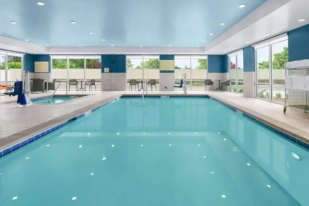 Hampton Inn Bellingham Airport - Havuz