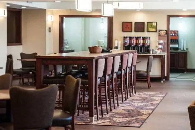 Hampton Inn Bismarck