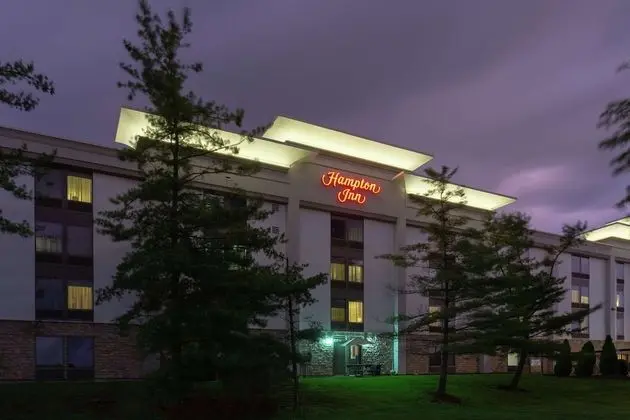 Hampton Inn Bloomington - Dış Mekan