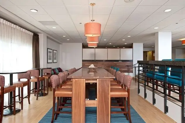 Hampton Inn Bloomington - Lobi