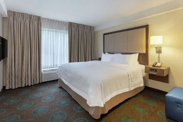 Hampton Inn Bloomington - Oda