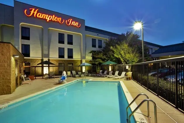 Hampton Inn Bowie - Havuz