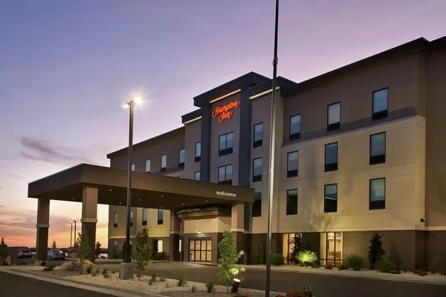 HAMPTON INN BURLEY ID
