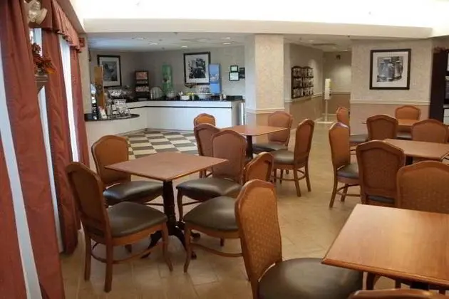 Hampton Inn Carlisle - Yeme / İçme