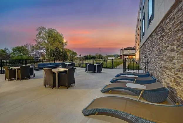 Hampton Inn Cave City, KY - Dış Mekan