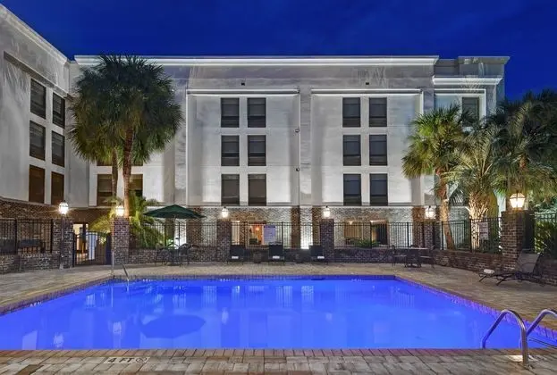 Hampton Inn Charleston- Mt. Pleasant-Patriots P - Havuz
