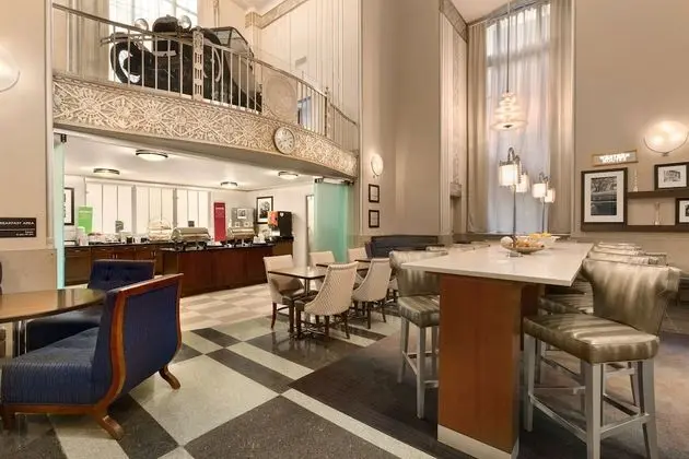 Hampton Inn Chicago Downtown/N Loop/Michigan Ave - Yerinde Yemek