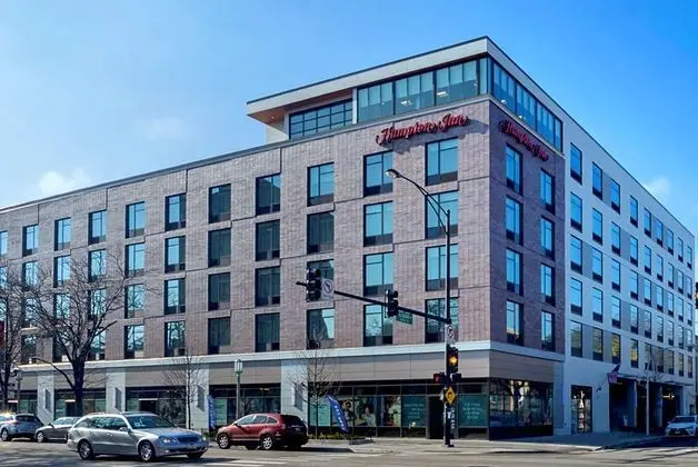 Hampton Inn Chicago North/Loyola Station, IL