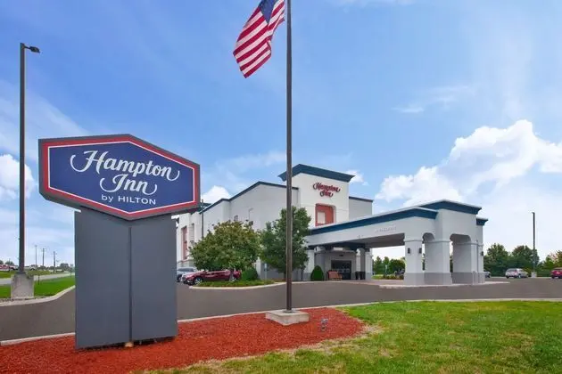 Hampton Inn Clarion - Dış Mekan