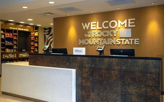 Hampton Inn Colorado Springs I-25 Central - Yerinde Yemek